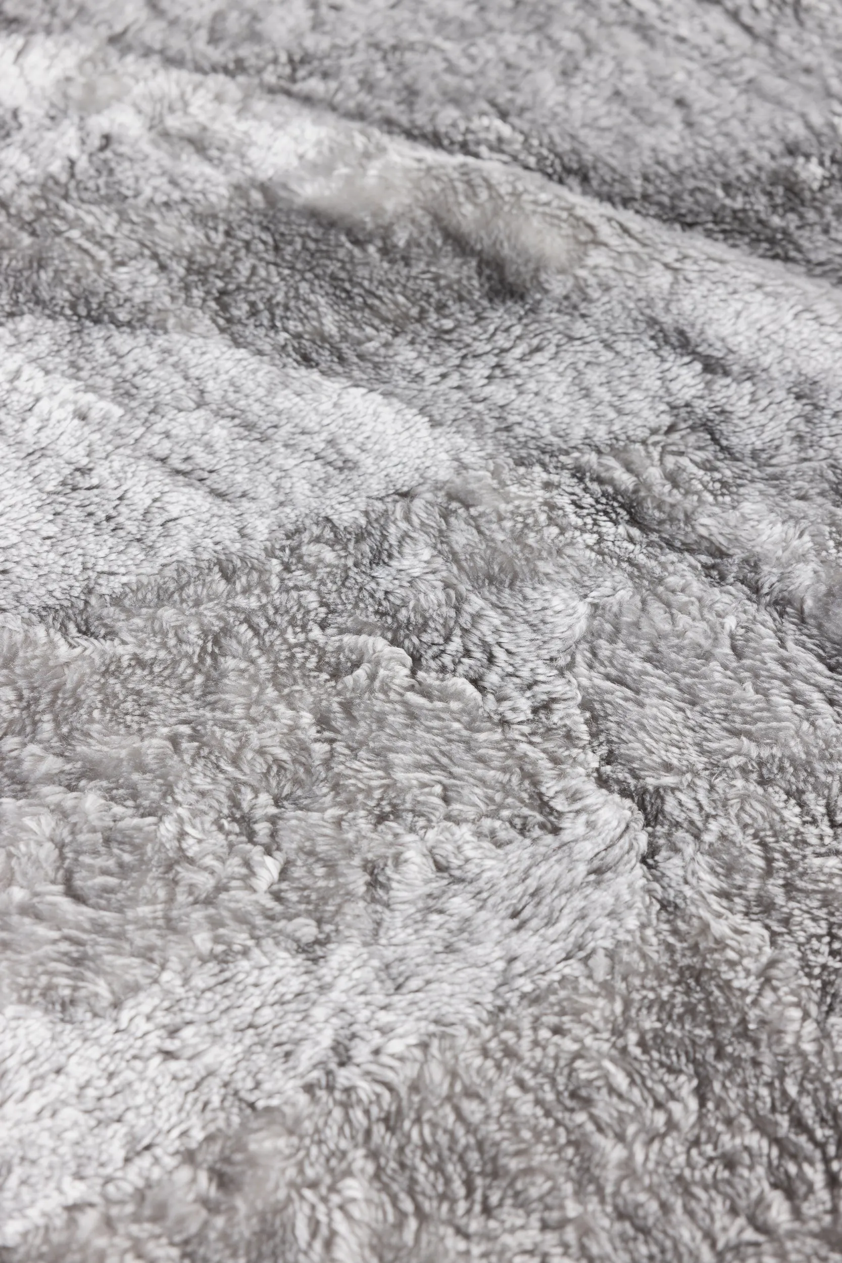 29029 Luxe Blanket