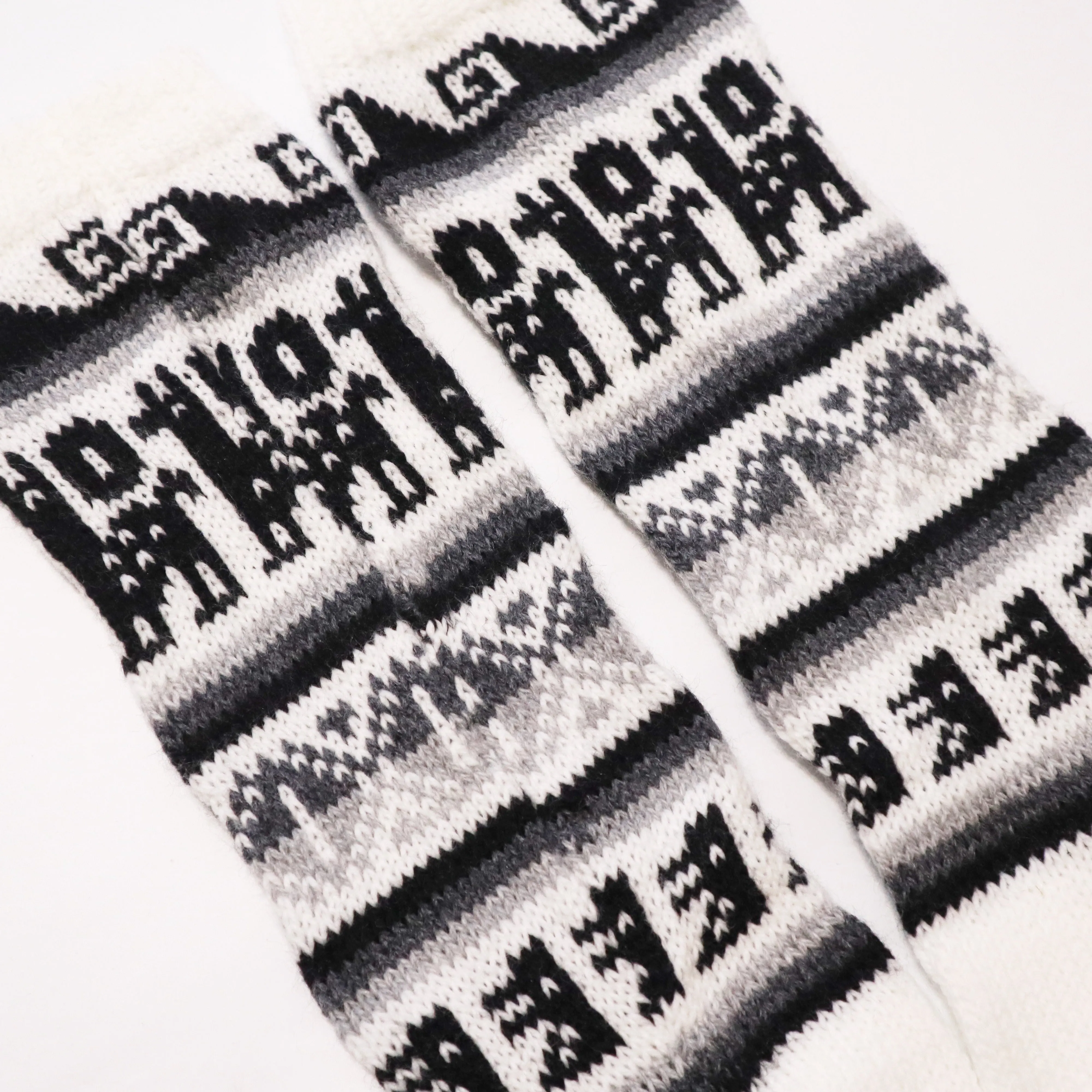 Alpaca Wool Socks Inca and Llama Design Medium White. Socks for Women Fits Sizes 7-9