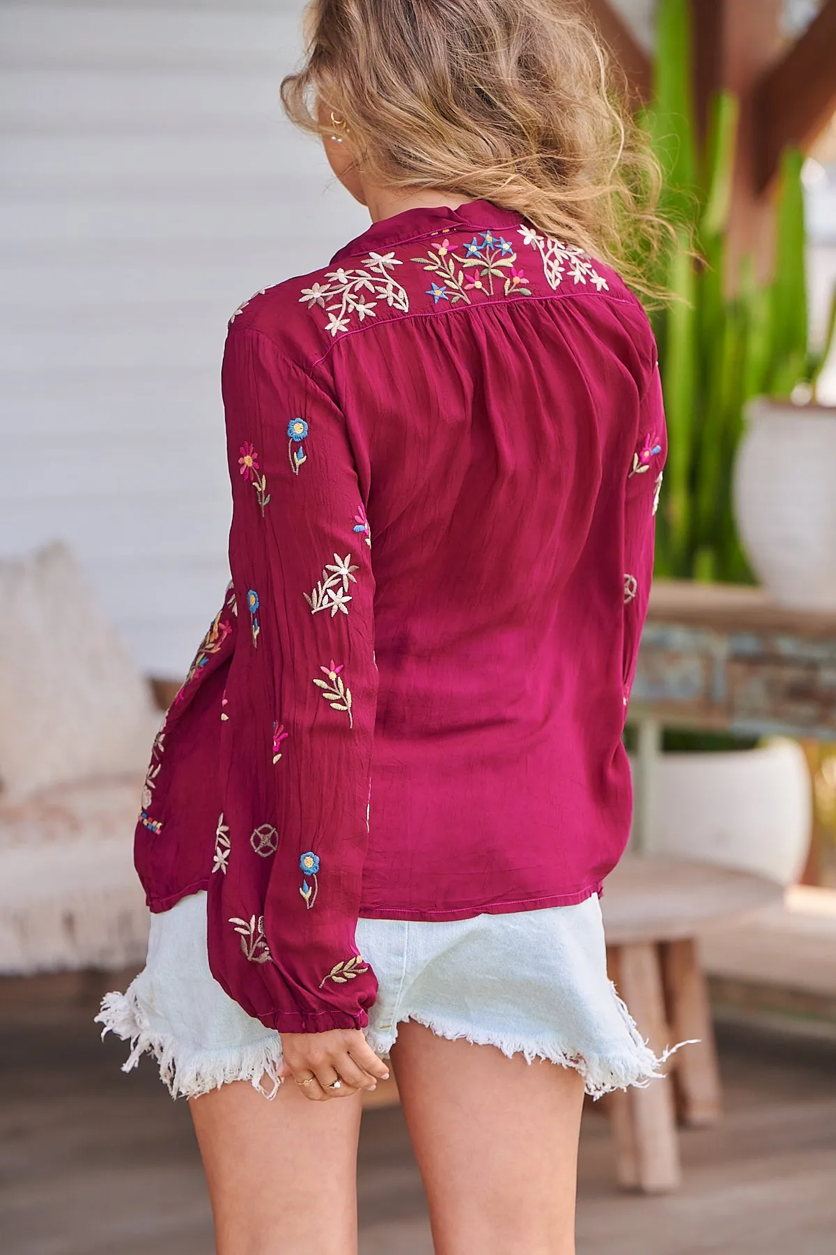 BETHAN BLOUSE ~ Johnny Was
