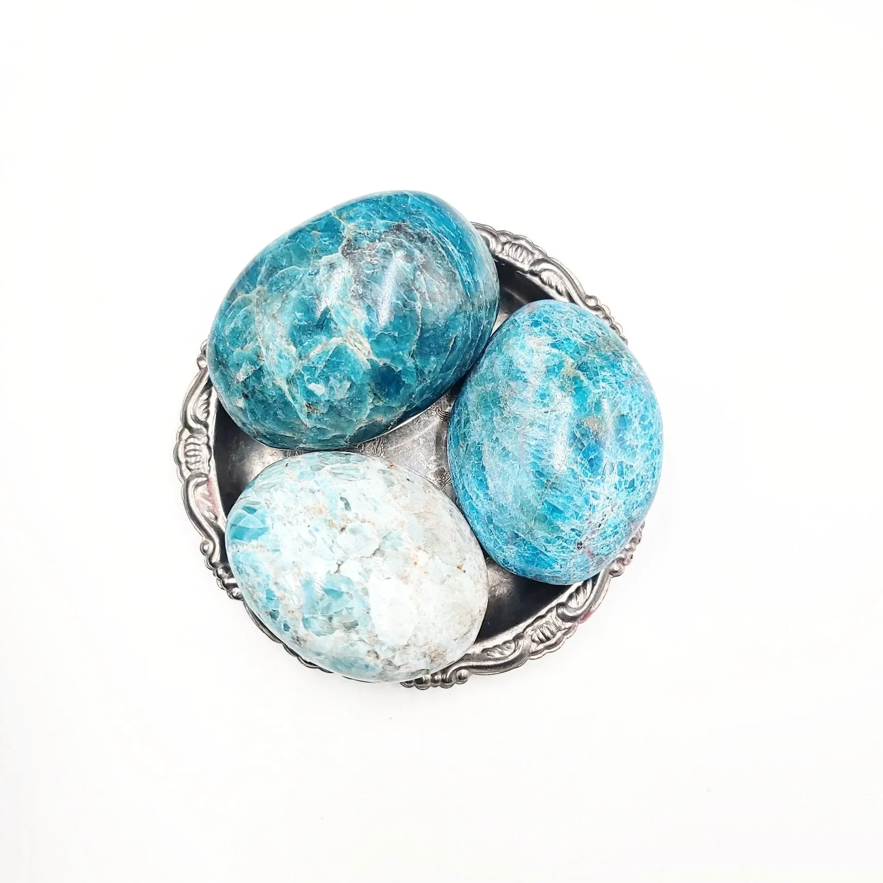Blue Apatite Palm Stone Gallet