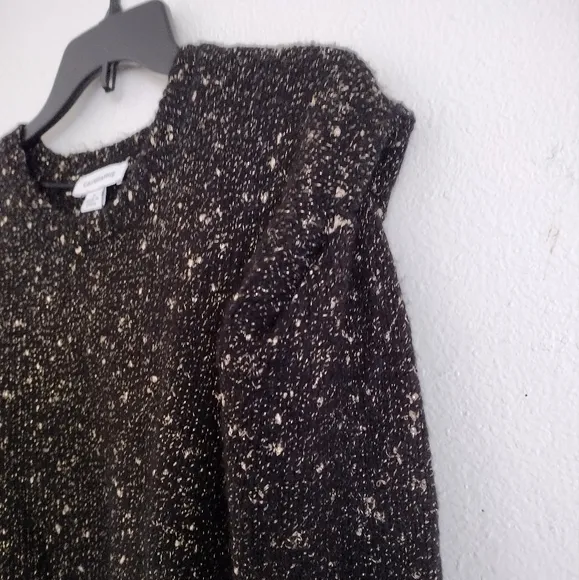Calligraphic black gold metallic sweater puff sleeves size XL