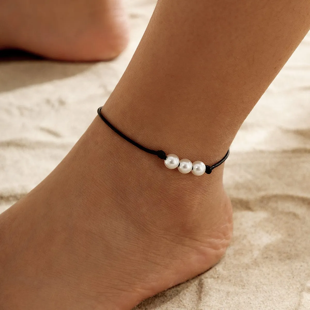 Chic Faux Leather Pearl Anklet