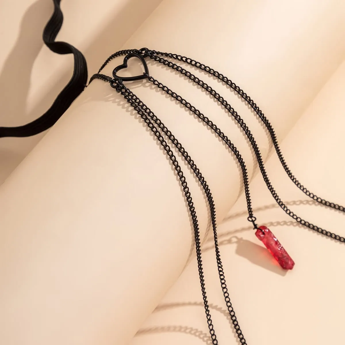 Chic Layered Crystal Heart Charm Elastic Thigh Leg Chain