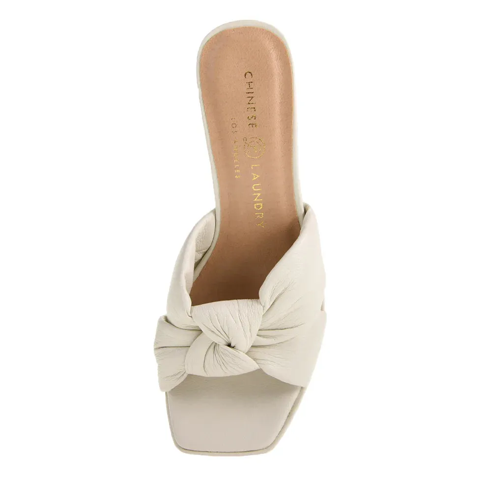 Chinese Laundry Gwinn Platform Heel