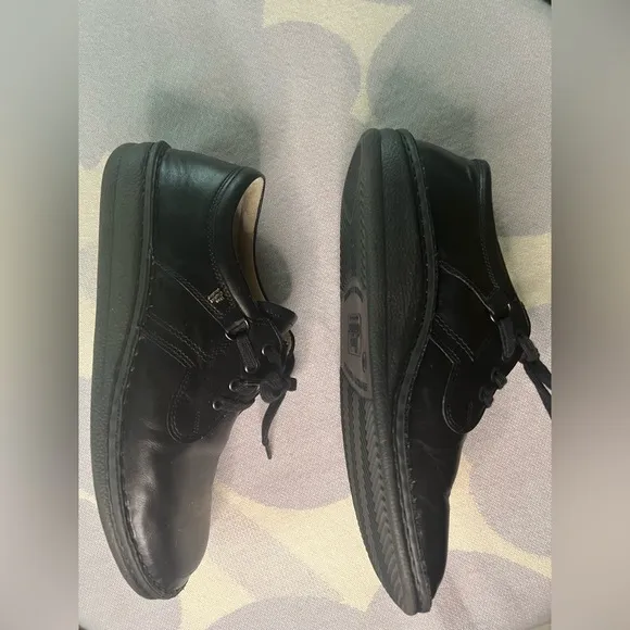 Finn Comfort Oxfords Men’s Leather Black Size 10
