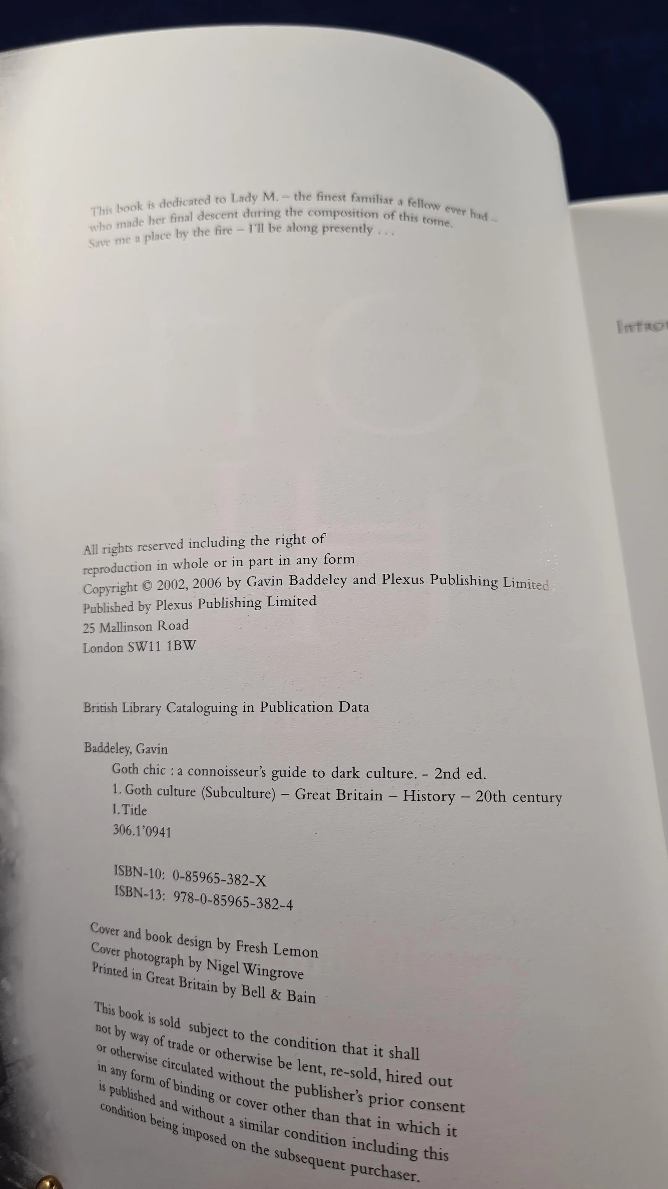 Gavin Baddeley - Goth Chic, Plexus Publishing, 2006, Paperbacks
