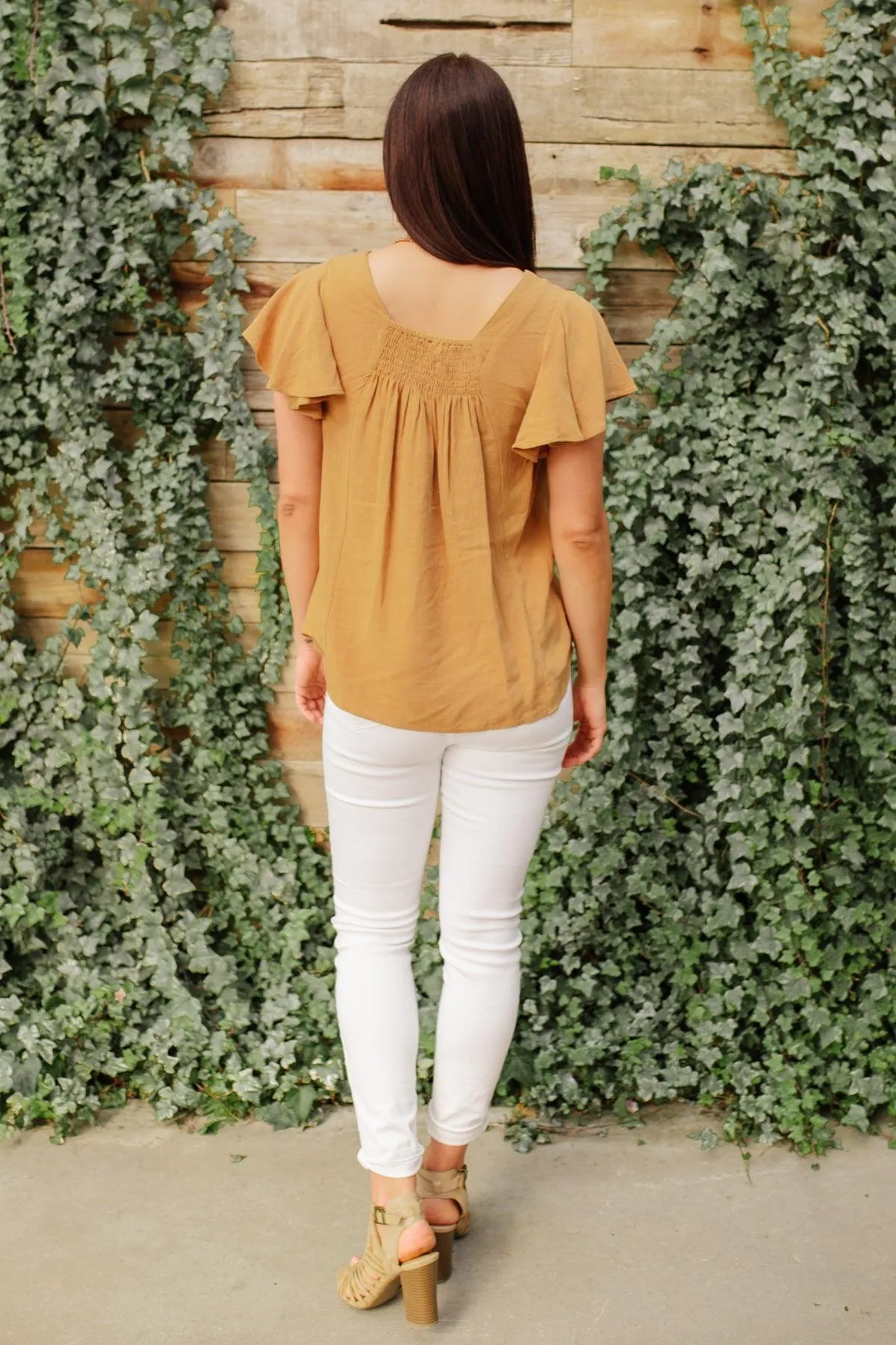 Hazel Blues® | Envy Me Top in Taupe
