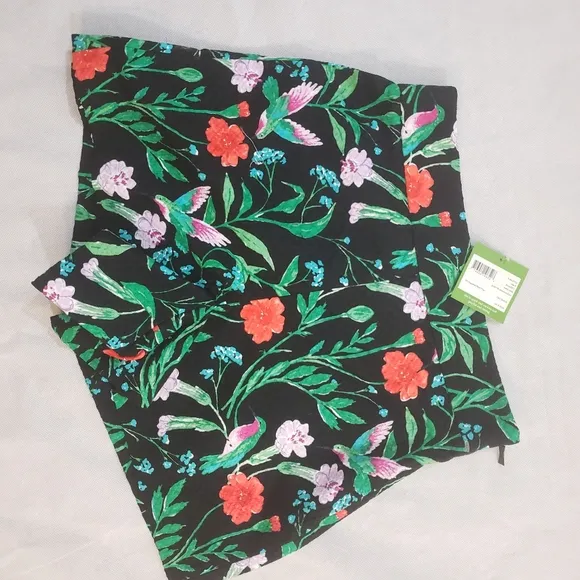 Kate Spade jardin tile jacquard short