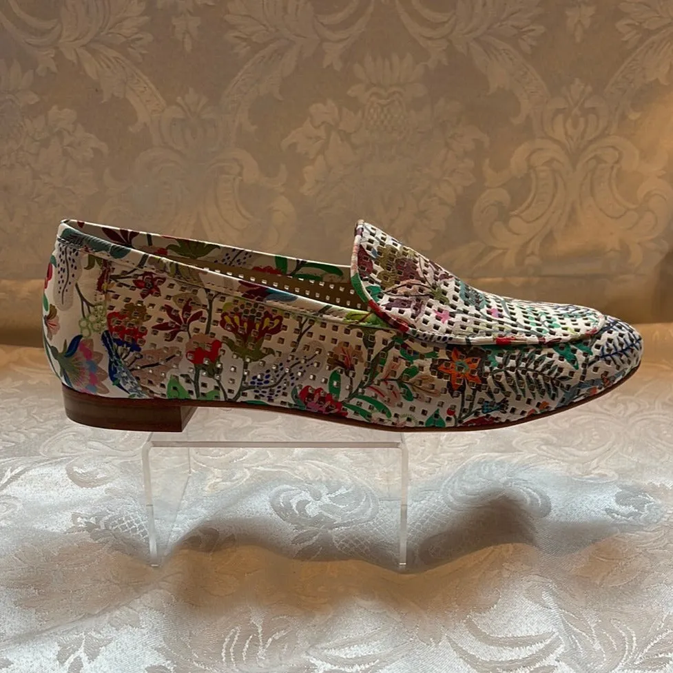 LALISA SOFIA FLORAL LOAFER