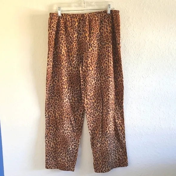 Lauren Ralph Lauren Leopard Print Lounge Set. XL. Like New.
