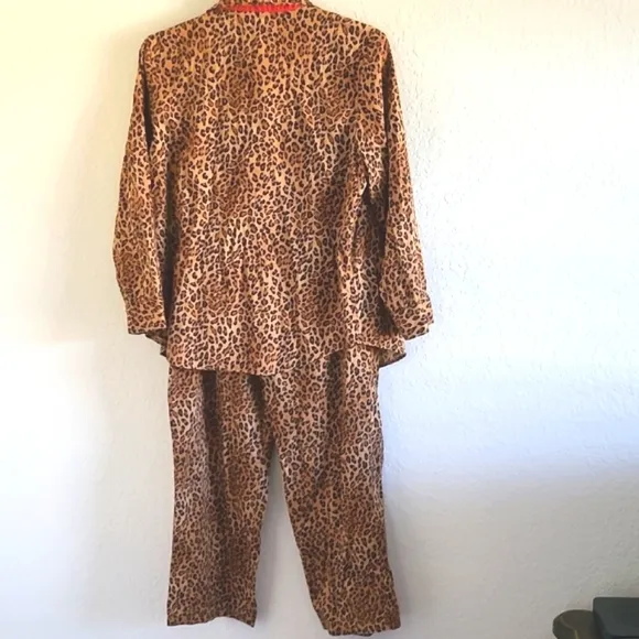 Lauren Ralph Lauren Leopard Print Lounge Set. XL. Like New.