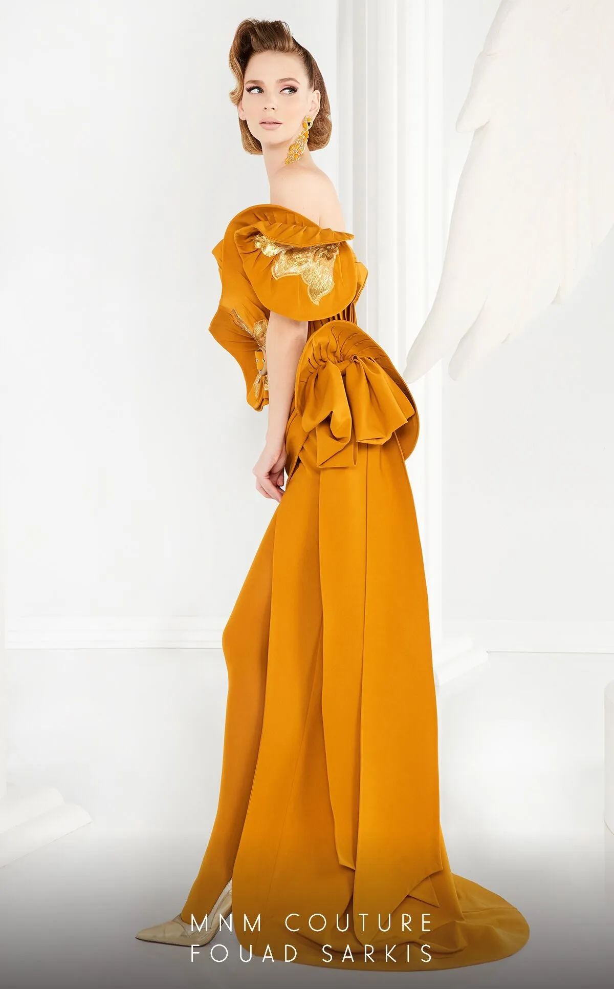 MnM Couture 2579