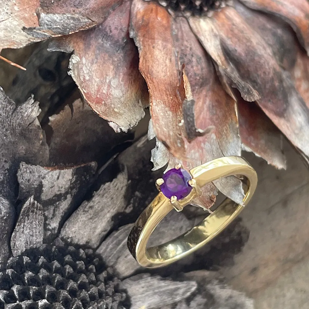 Simply Stylish Petite Yellow Gold Round Amethyst Solitaire Ring