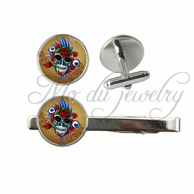 Skull & Crossbones Cufflinks   Tie Clip