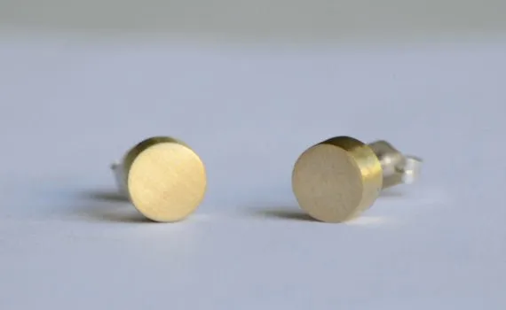 Stylish, Well Designed Solid Hand-Crafted Gold Colored Circular Brass Studs - 0141
